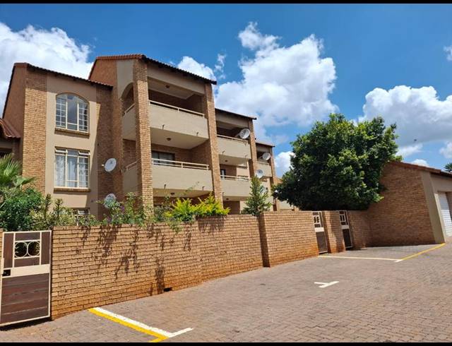 2 BEDROOM PROPERTY TO RENT IN OLYMPUS AH